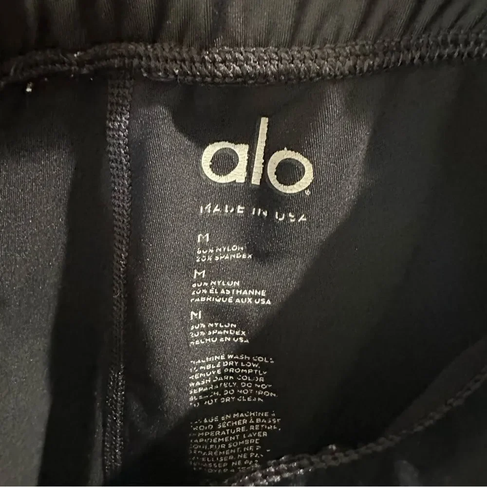 Alo Yoga Higher Vibes Leggings